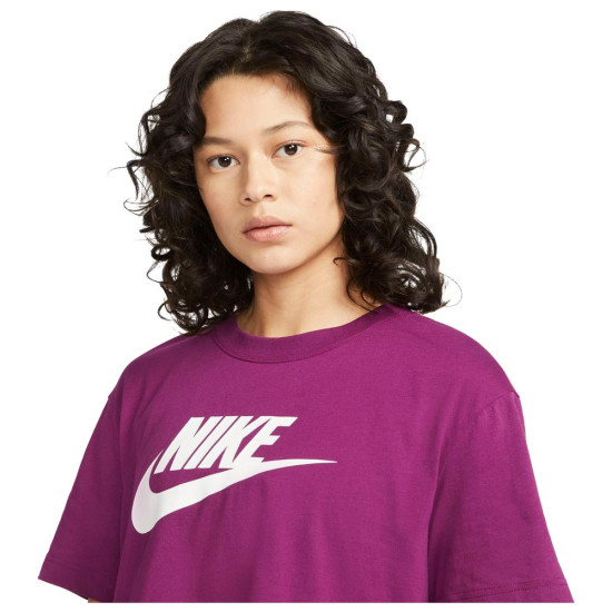Nike Γυναικεία κοντομάνικη μπλούζα Sportswear Essential crop